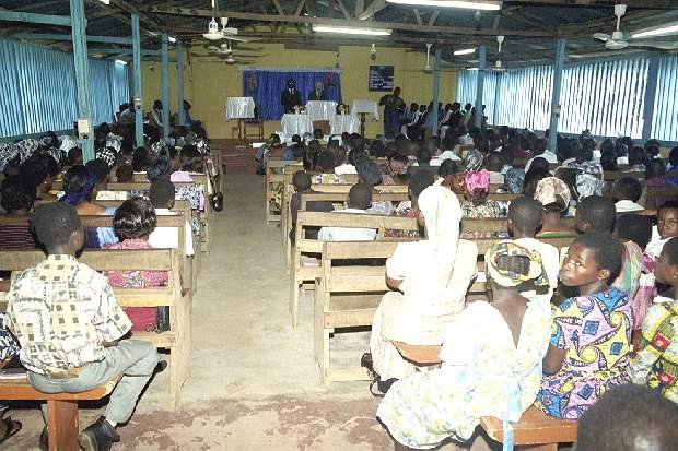 Sunday service at the Church of Christ - Bomso - Kumasi - Ghana - October 2000